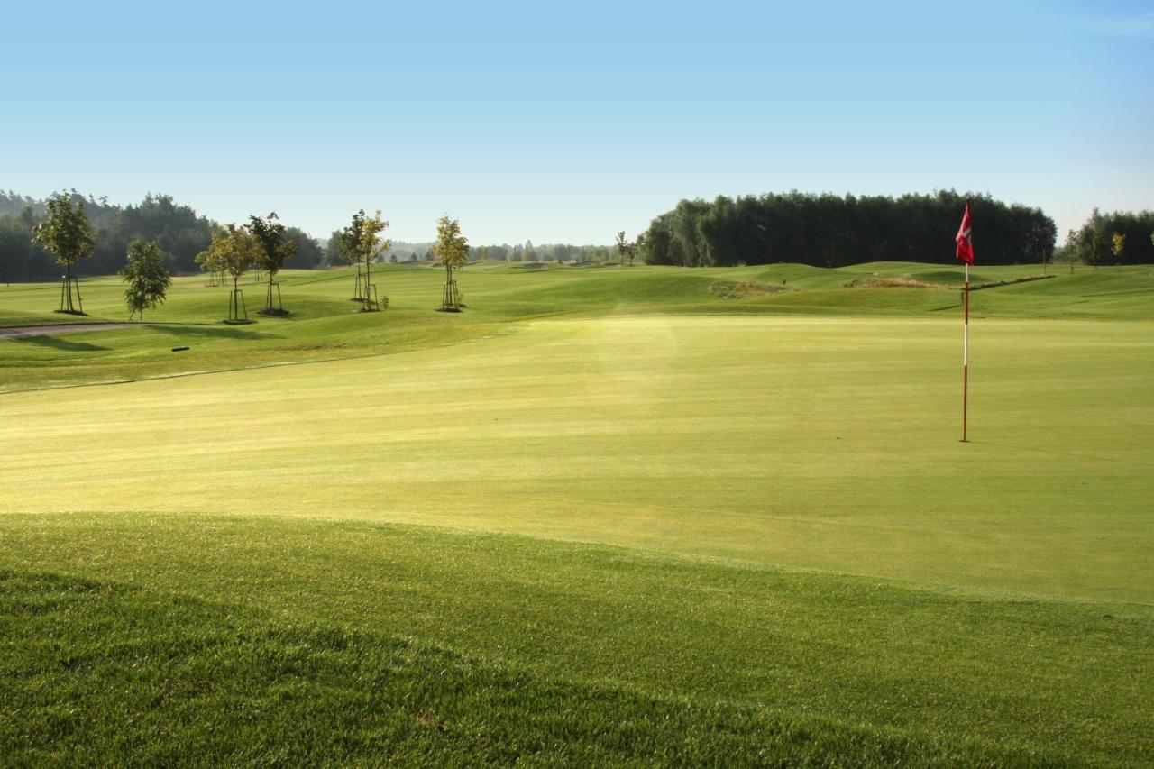 Golf & Spa Kuneticka Hora Dritec 외부 사진