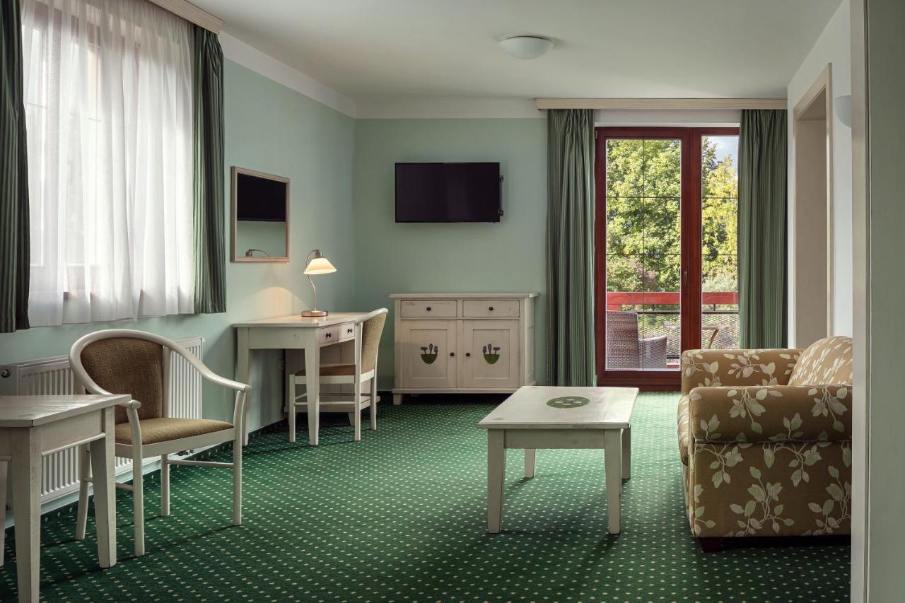 Golf & Spa Kuneticka Hora Dritec 외부 사진
